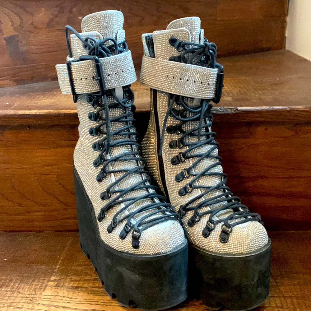 Dolls Kill Club Exx Crystal traitor boots sz 6